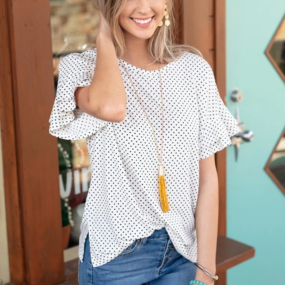 Grace & Lace Summer Ruffle Sleeve Top (L)